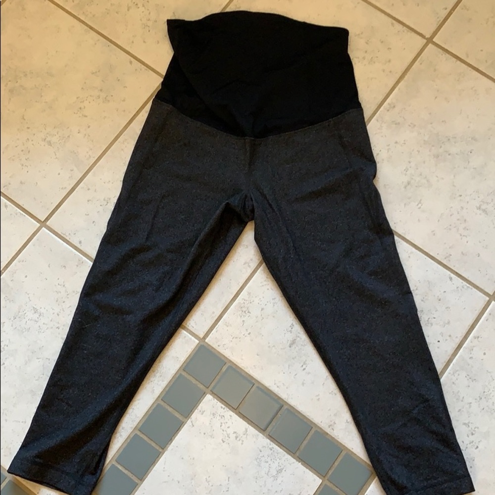 Isabel Maternity Crossover Panel Capri Pant